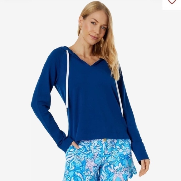Lilly Pulitzer Sweaters - NWOT Lilly Pulitzer Kiawah Long Sleeve Hoodie in M L XL XXL
